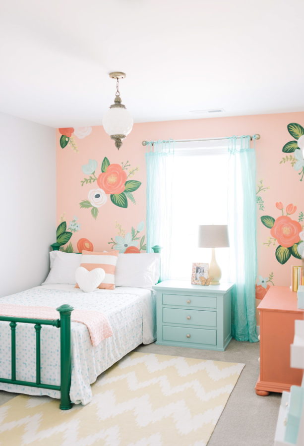 coral and blue tones in a traditional kid’s bedroom
