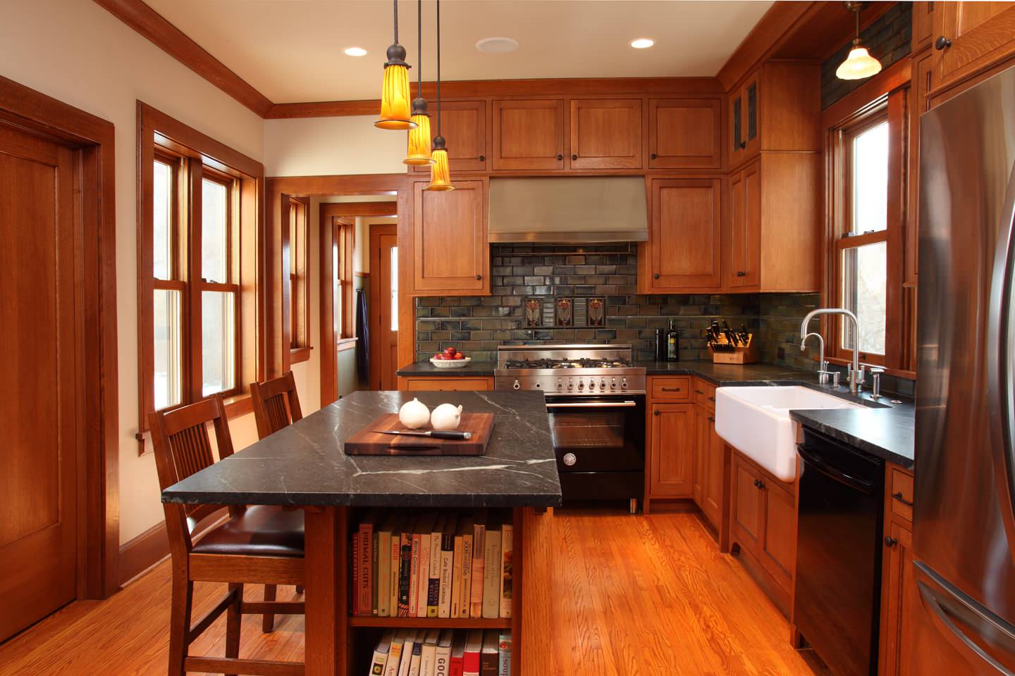 craftsman kitchen table red oak