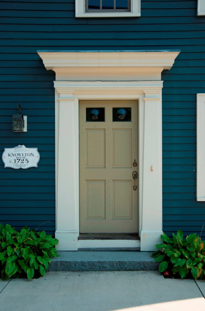 11 Best Front Door Trim Ideas for a More Attractive Facade – AprylAnn