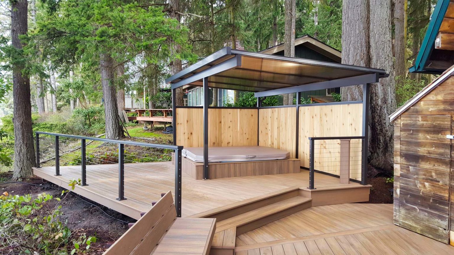 9 Awesome Hot Tub Privacy Screen Types To Get For More Relaxing