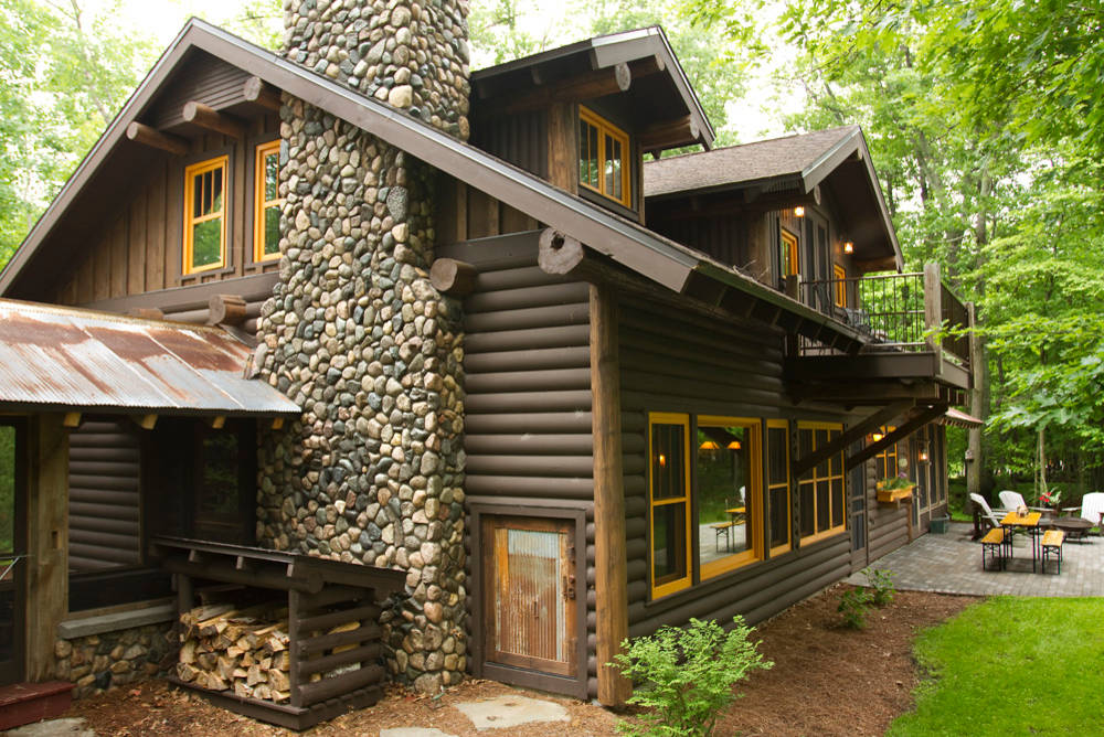 13 Most Artistic Log Cabin Exterior Paint Colors to Get Inspiration